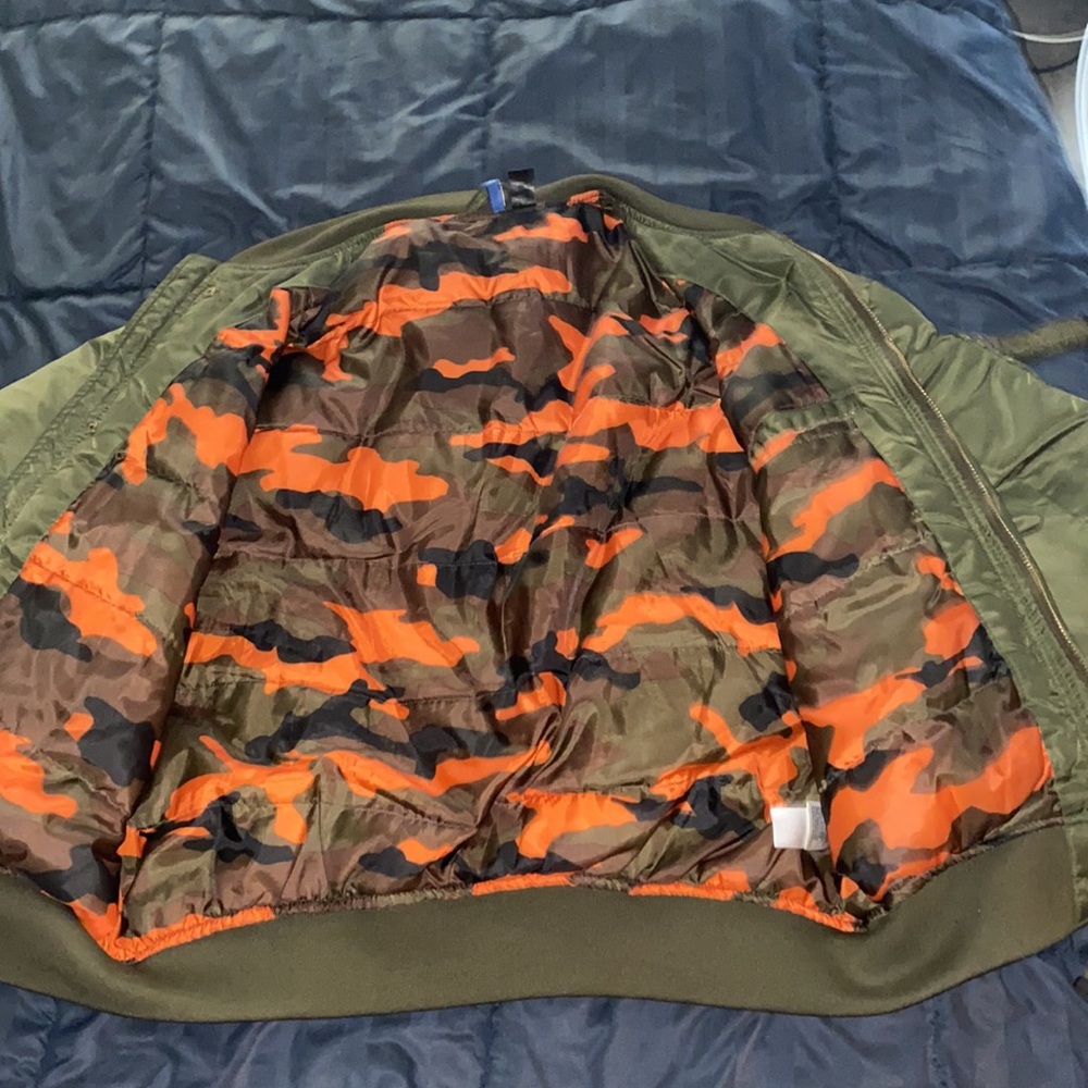 Jacket - Picture 2 of 4